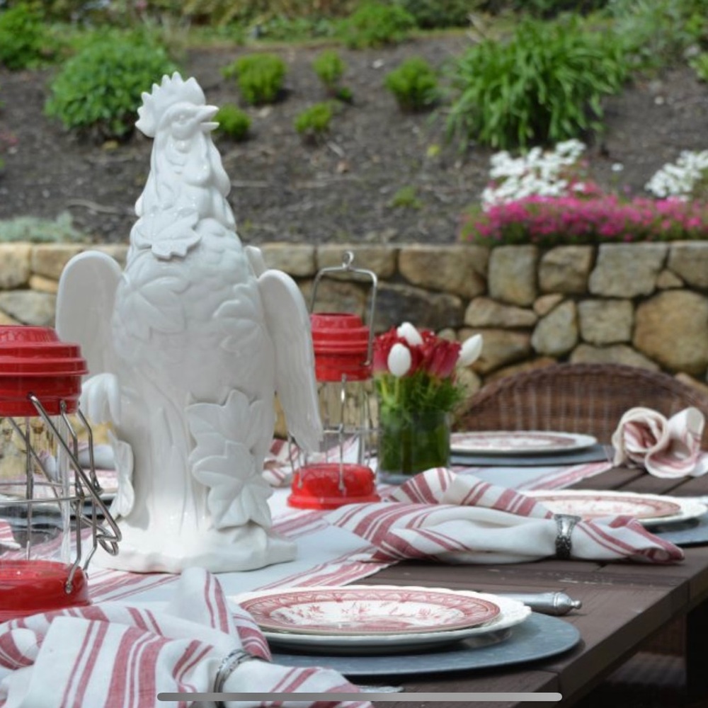 Farmhouse 4 Queens Red Rooster Salad Plates by Neiman Marcus 🐓♥️ - Picture 5 of 9